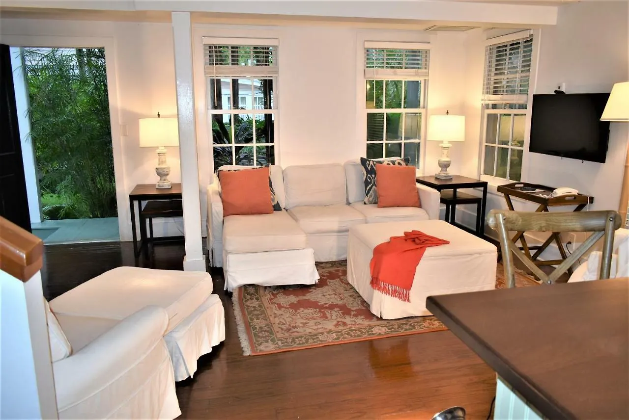 Simonton Court Historic Inn & Cottages Key West