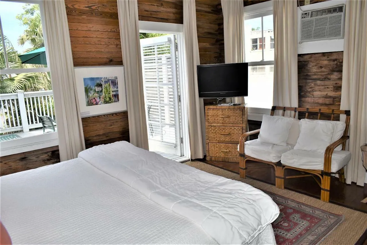 Simonton Court Historic Inn & Cottages Key West