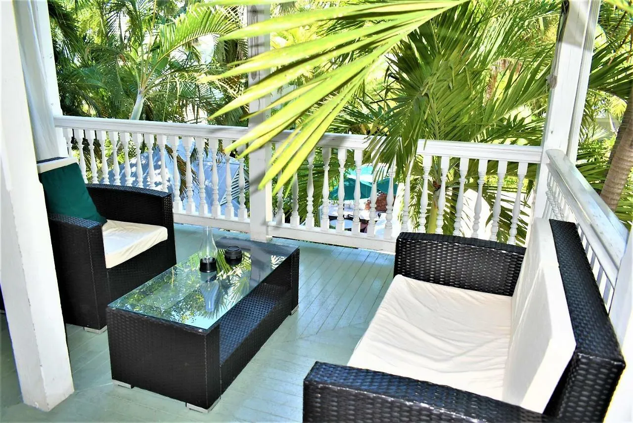 Simonton Court Historic Inn & Cottages Key West