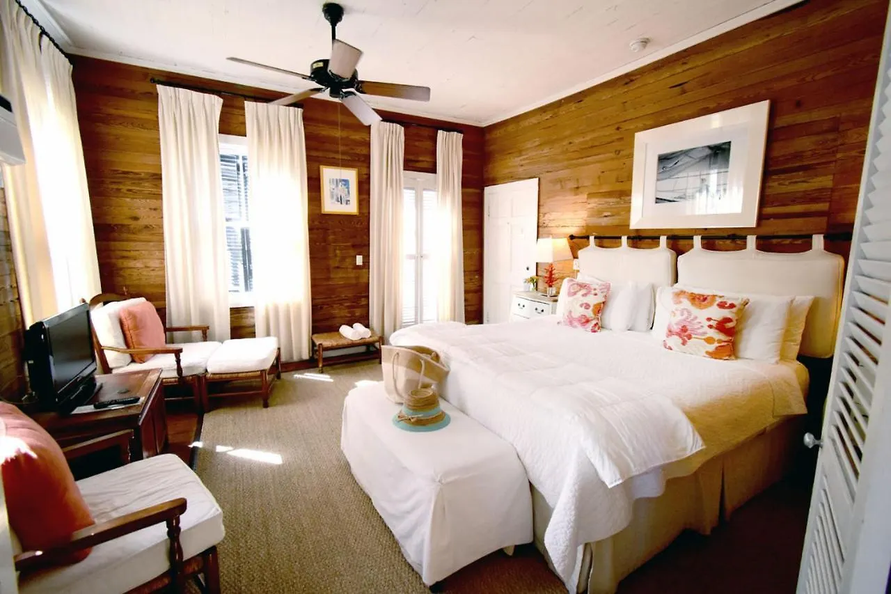 Simonton Court Historic Inn & Cottages Key West