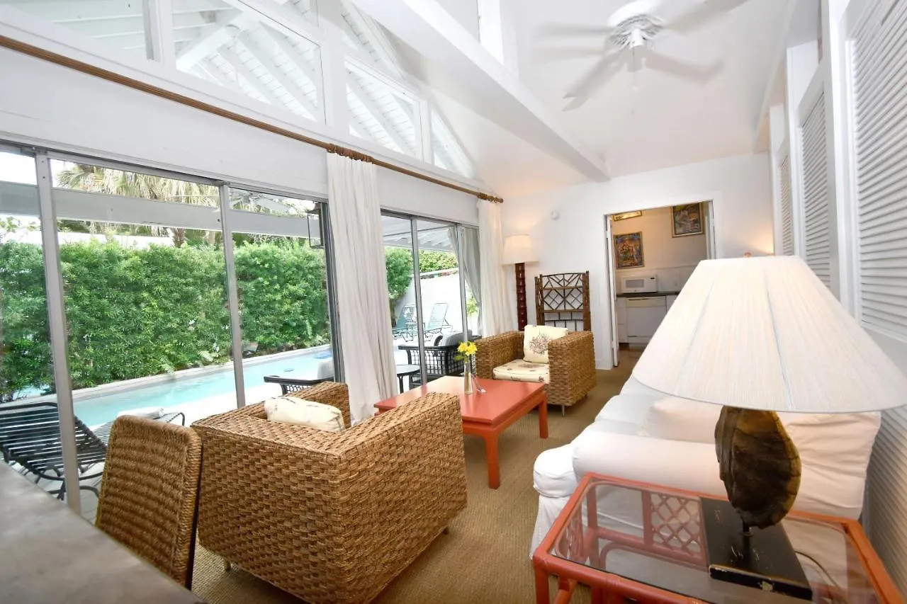 Simonton Court Historic Inn & Cottages Key West