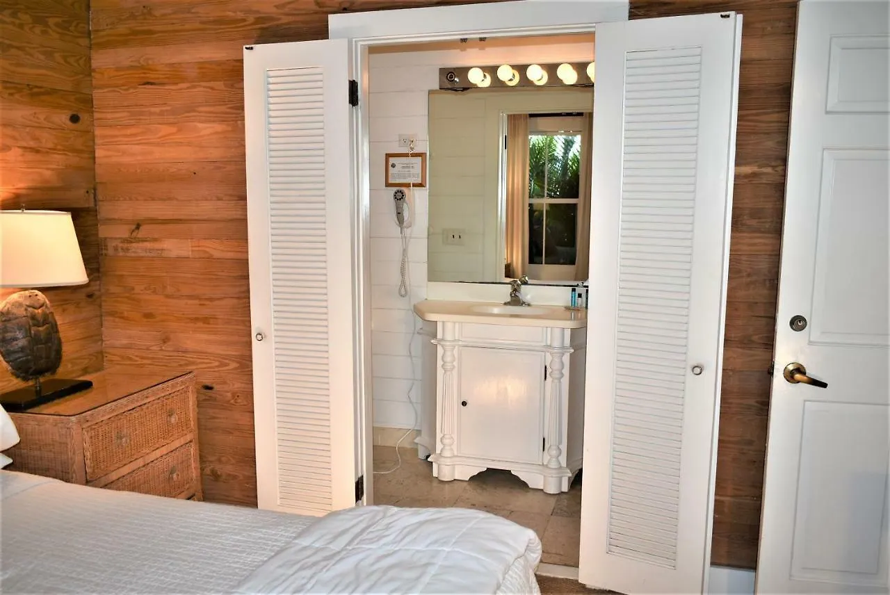 Simonton Court Historic Inn & Cottages Key West